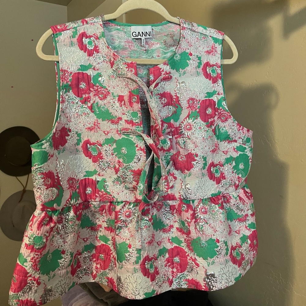 Ganni Floral Sleeveless Peplum Top in Pink, Green, White